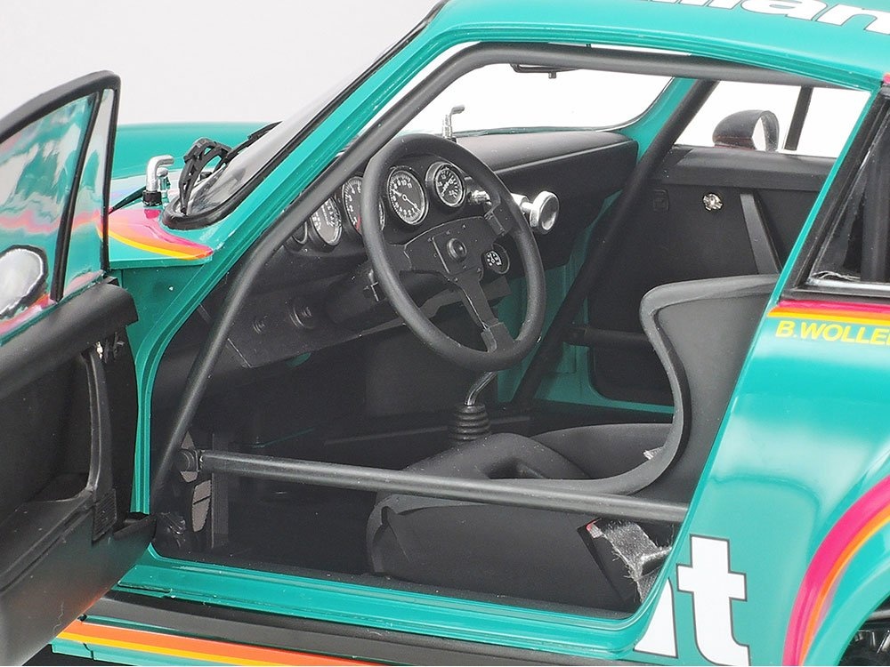 Tamiya 12056-000 Porsche 12056 934 Vaillant avec pièces gravées photo 1