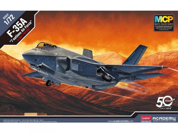 Kit Modello F-35A "Seven Nation Air Force" 1/72 - Foto 4