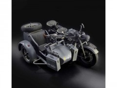 Italeri Zündapp KS 750 se sajdkárou (1:9)
