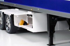 Tamiya 3 Axle Reefer Semi Trailer (2)