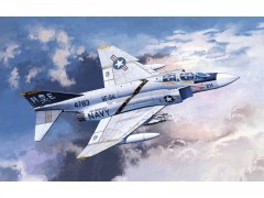 Academy McDonnell F-4J VF-84 Jolly ROgers (1:48)