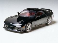 Tamiya 24116 Mazda RX-7 R1 1/24