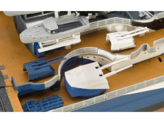 Revell Battleship Tirpitz (1:350)