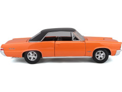 Maisto Pontiac GTO 1965 1:18 oranžová